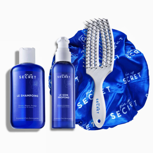 DIE STÄRKENDE HAAR ROUTINE mit ACCESSOIRES, reinigt und stärkt das Haar